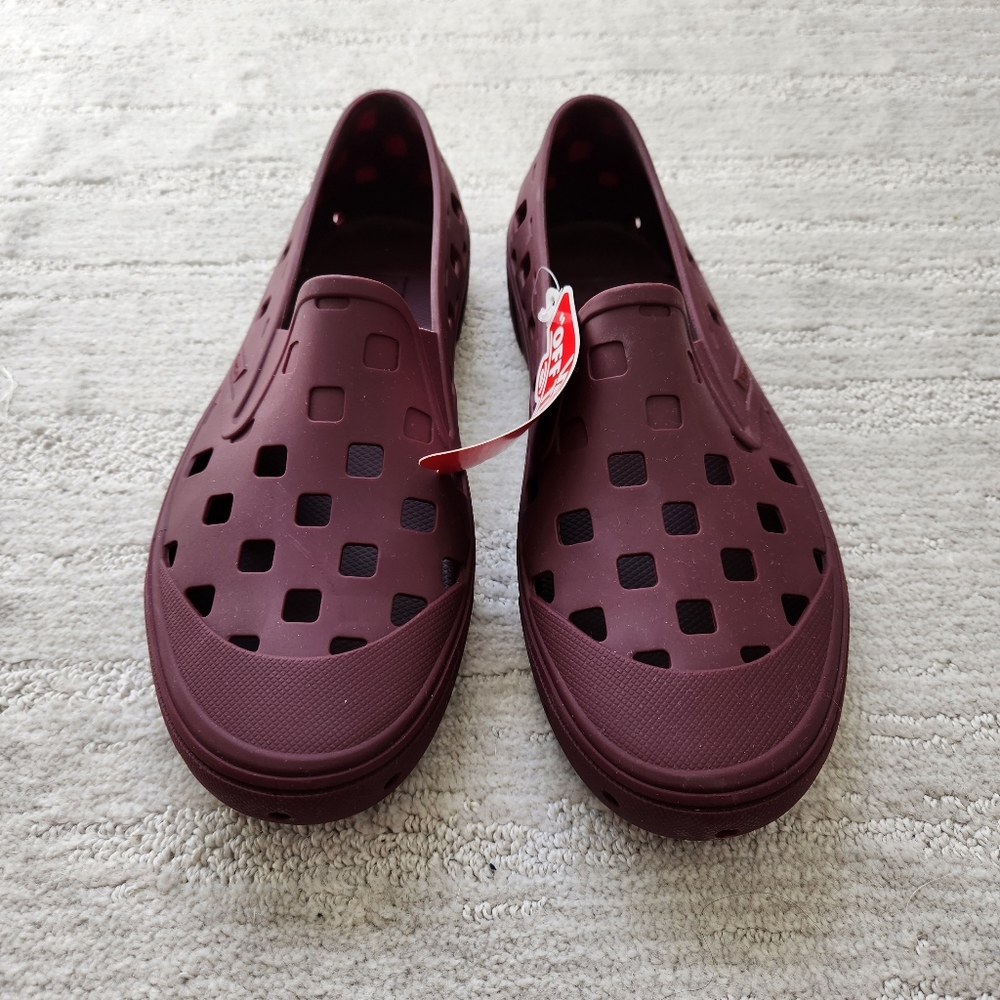 New Vans Maroon Checkered Women's Slip On Rubber Sneakers